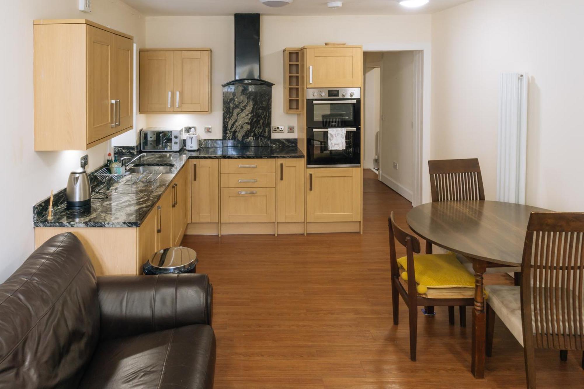 Homely 3 Bedroom In The Heart Of Central 에든버러 외부 사진